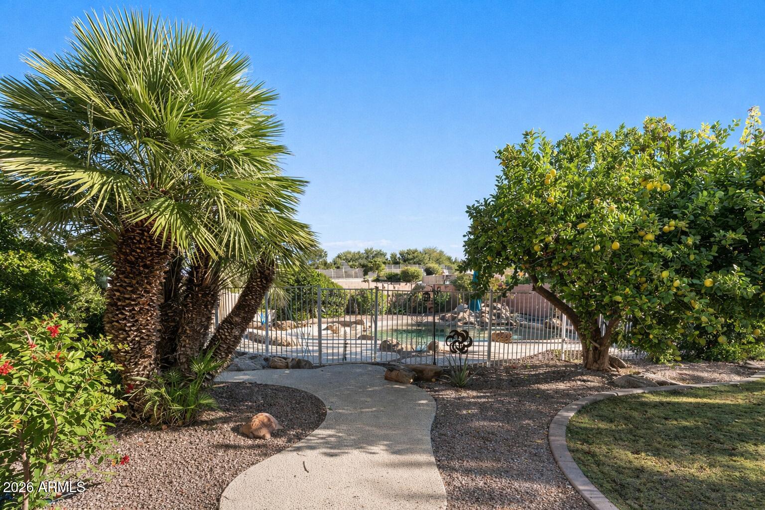 7879 S STEPHANIE Lane