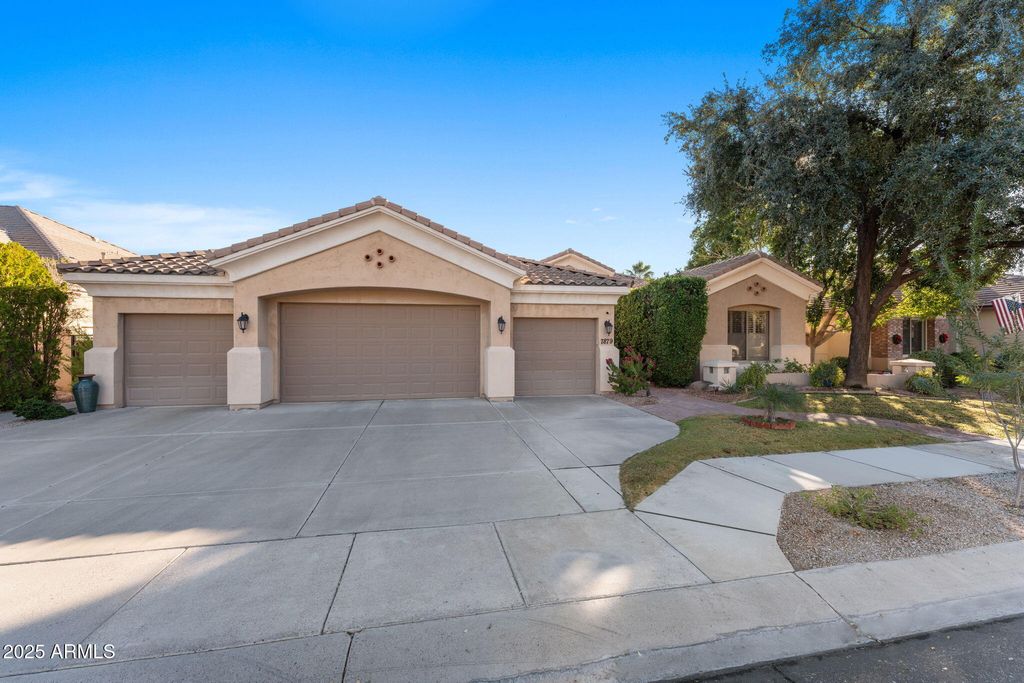 Photo of 7879 S Stephanie Lane, Tempe, AZ 85284 (MLS # 6956341)