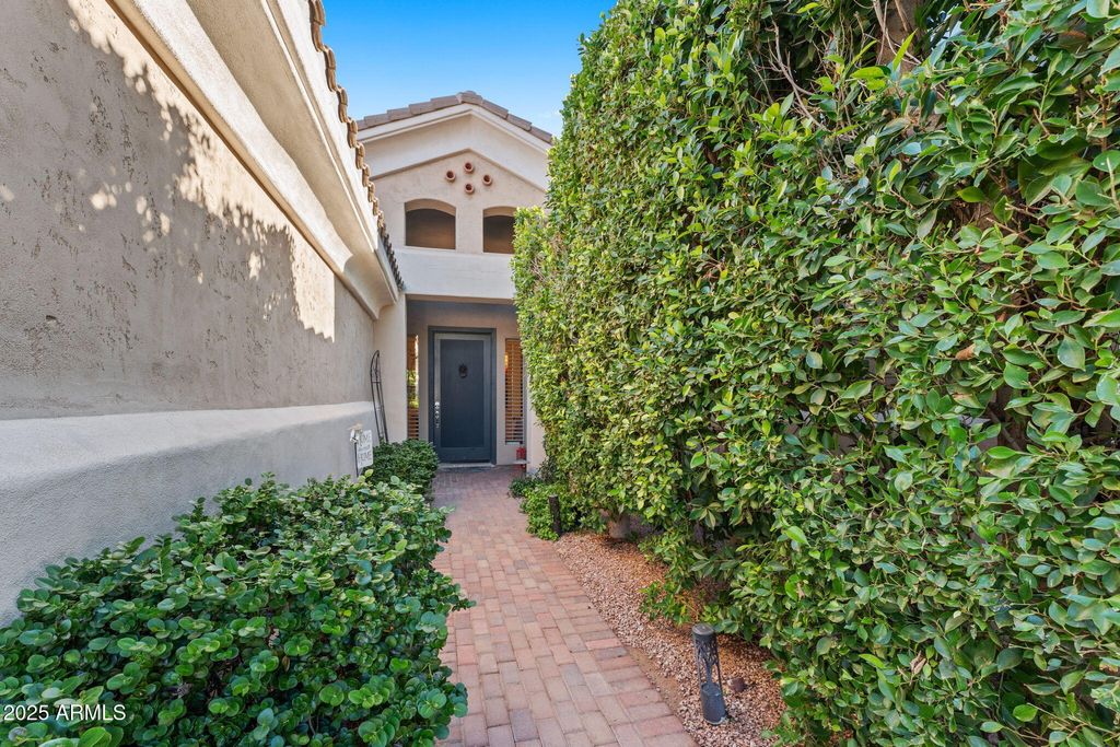 Photo of 7879 S Stephanie Lane, Tempe, AZ 85284 (MLS # 6956341)