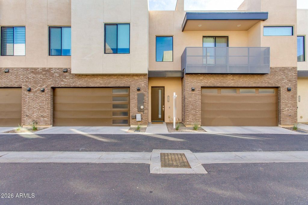 Photo of 901 S Smith Road #1063, Tempe, AZ 85281 (MLS # 6962462)