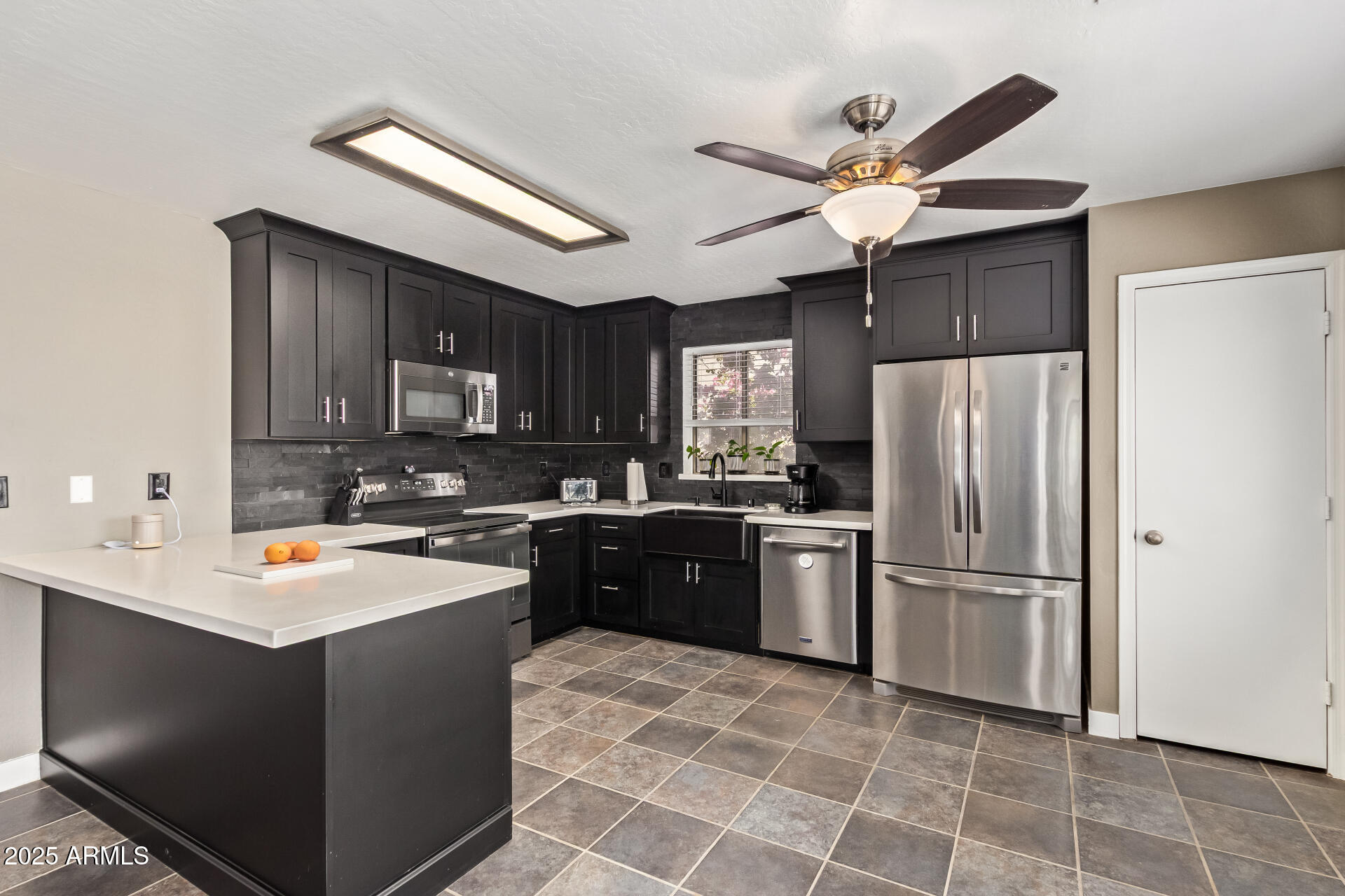 12517 W Santa Fe Lane