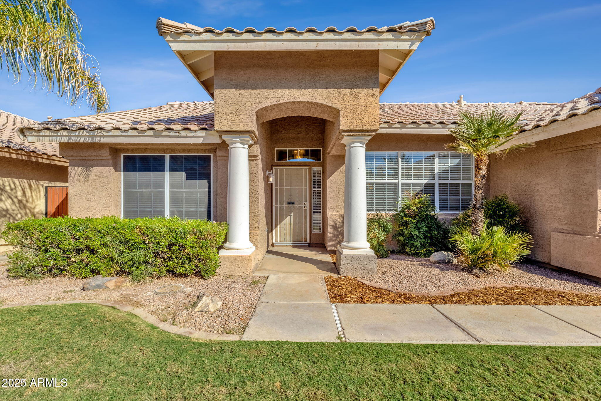 364 E APPALOOSA Court