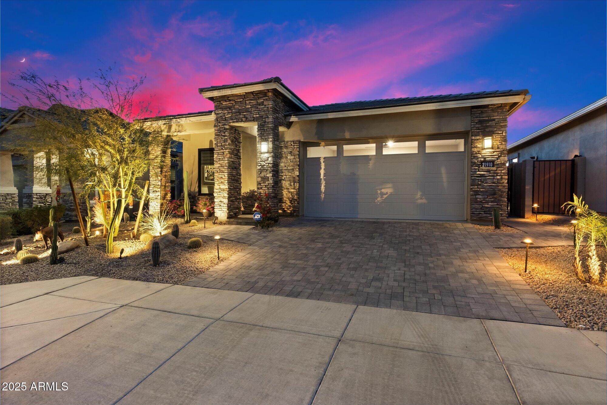 Phoenix, Arizona 85054, United States, 4 Bedrooms Bedrooms, ,2 BathroomsBathrooms,Residential,Active,95690 Phoenix, Arizona 85054, United States, 4 Bedrooms Bedrooms, ,2 BathroomsBathrooms,Residential,Active,95690