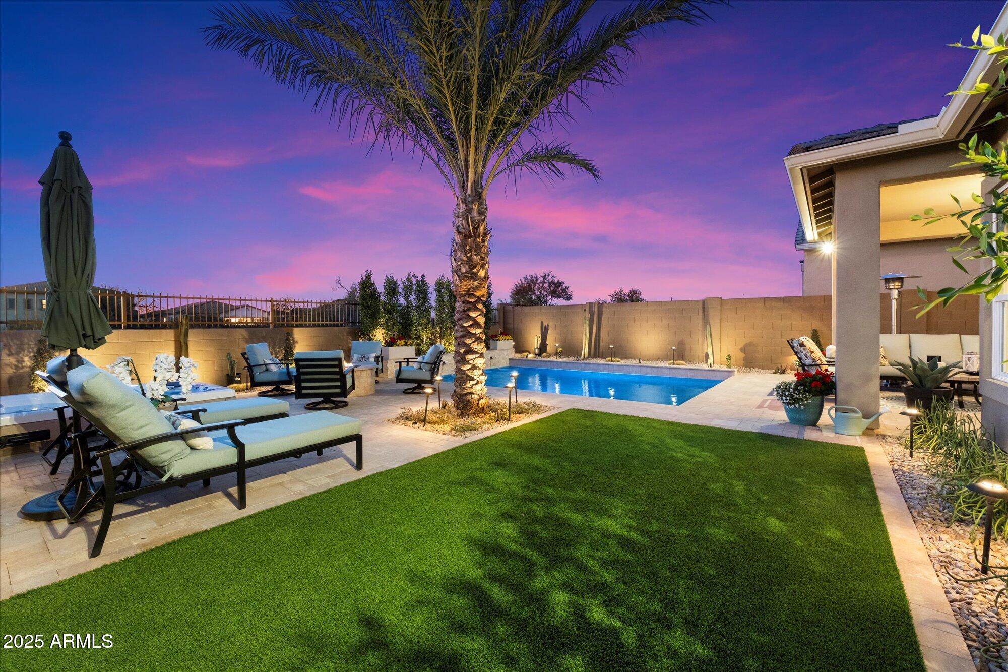 Phoenix, Arizona 85054, United States, 4 Bedrooms Bedrooms, ,2 BathroomsBathrooms,Residential,Active,95690