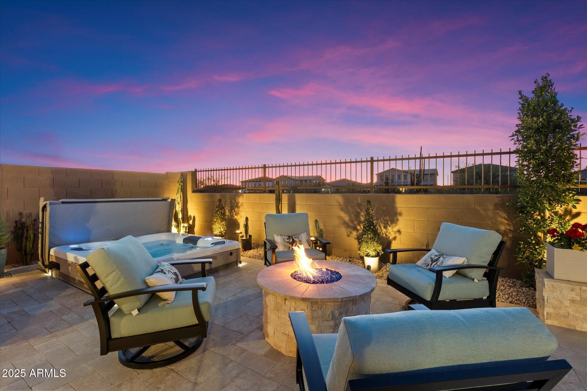 Phoenix, Arizona 85054, United States, 4 Bedrooms Bedrooms, ,2 BathroomsBathrooms,Residential,Active,95690