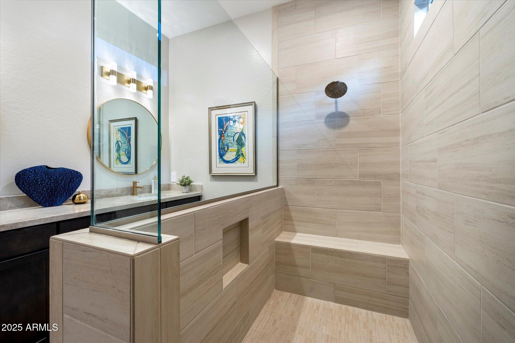 Phoenix, Arizona 85054, United States, 4 Bedrooms Bedrooms, ,2 BathroomsBathrooms,Residential,Active,95690