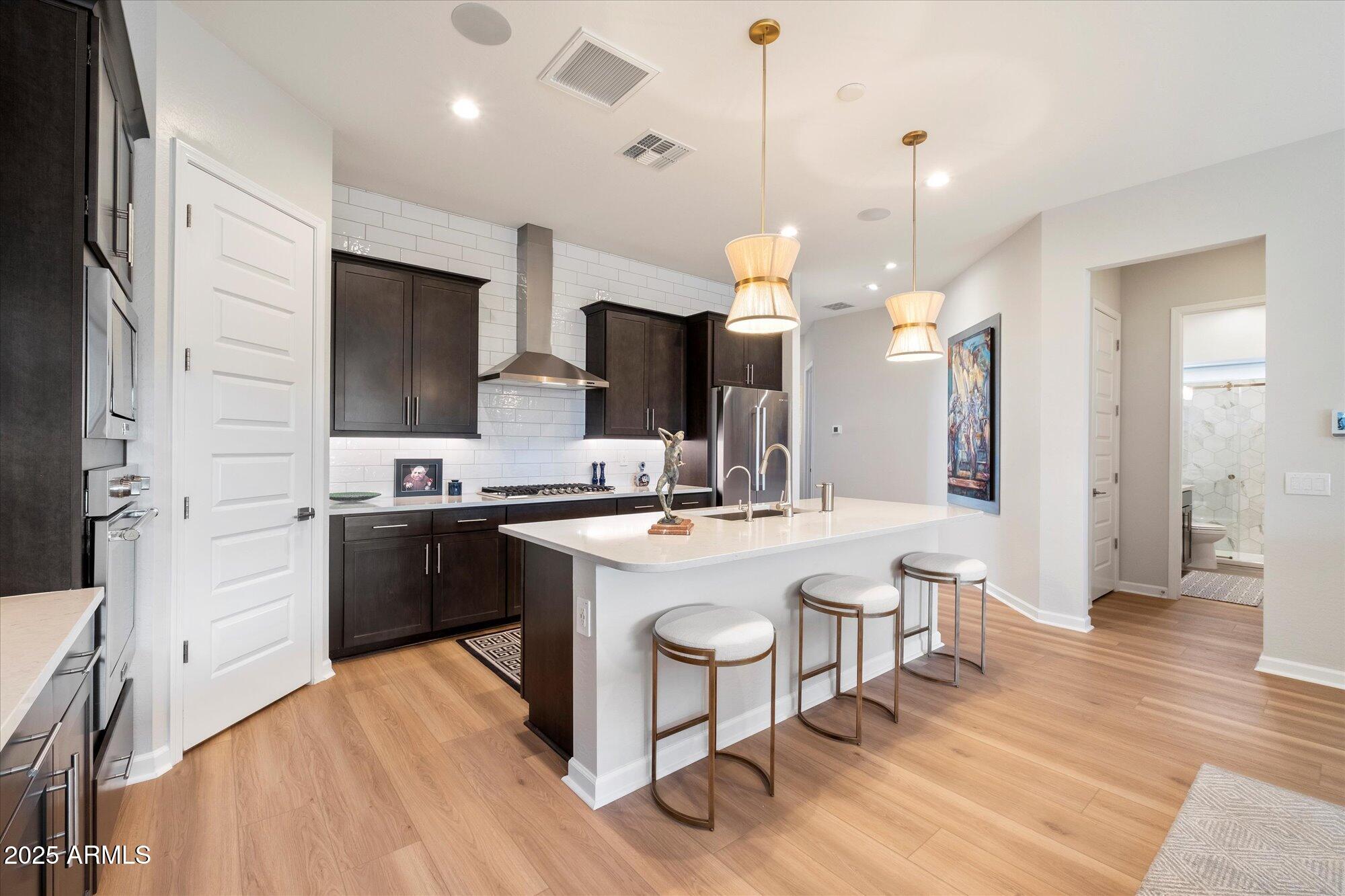 Phoenix, Arizona 85054, United States, 4 Bedrooms Bedrooms, ,2 BathroomsBathrooms,Residential,Active,95690