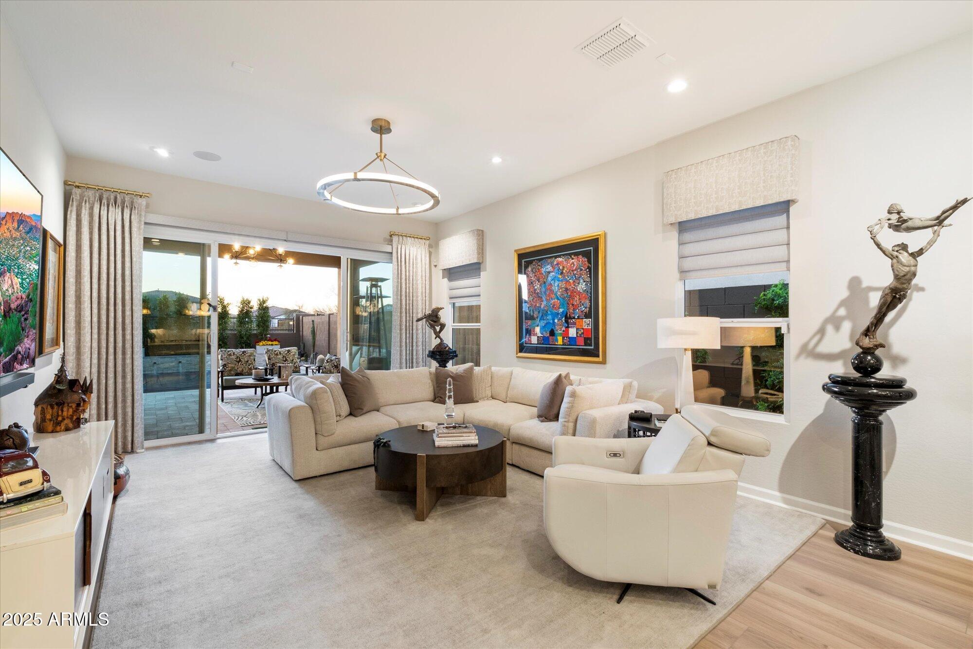 Phoenix, Arizona 85054, United States, 4 Bedrooms Bedrooms, ,2 BathroomsBathrooms,Residential,Active,95690