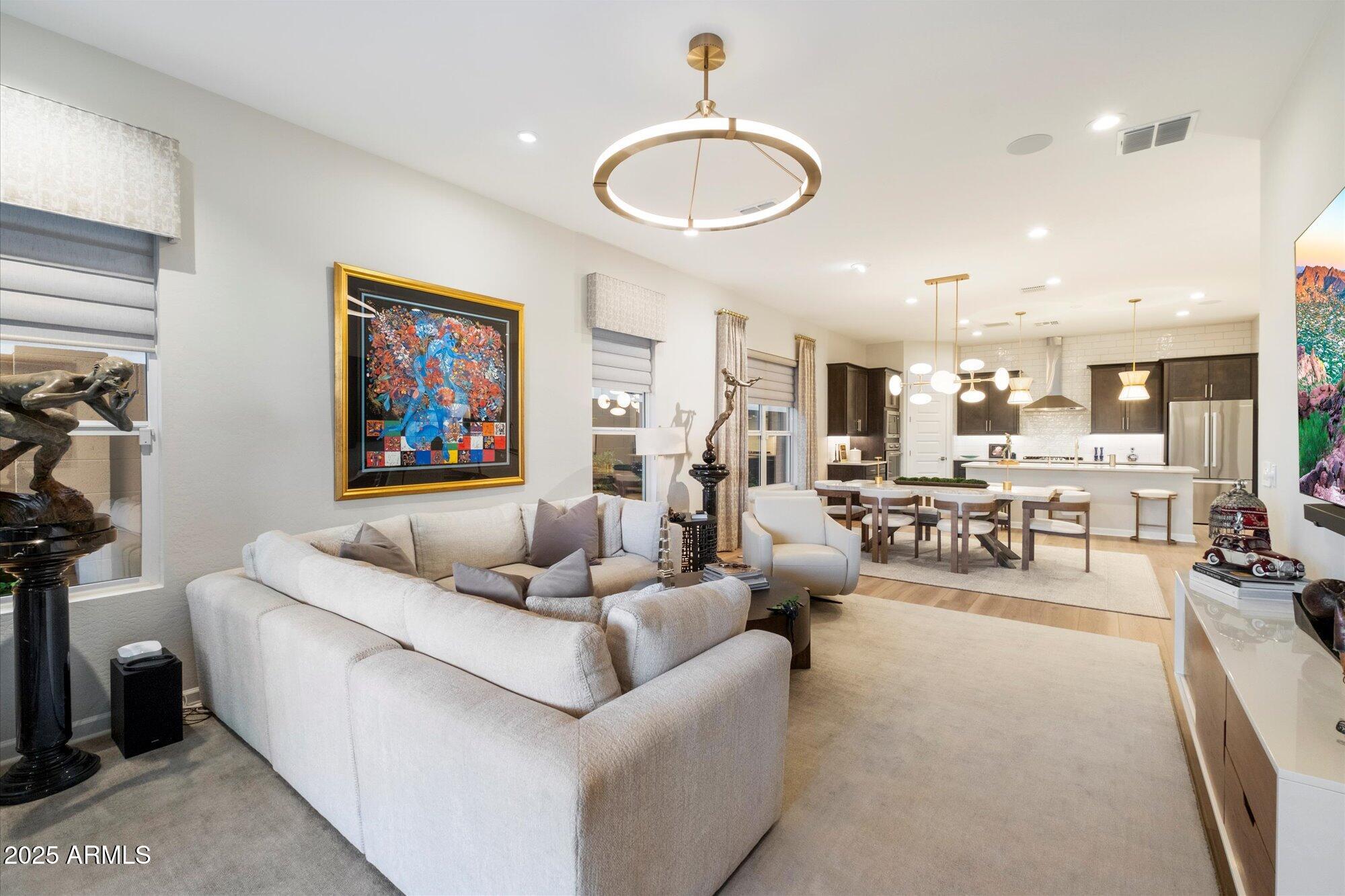 Phoenix, Arizona 85054, United States, 4 Bedrooms Bedrooms, ,2 BathroomsBathrooms,Residential,Active,95690