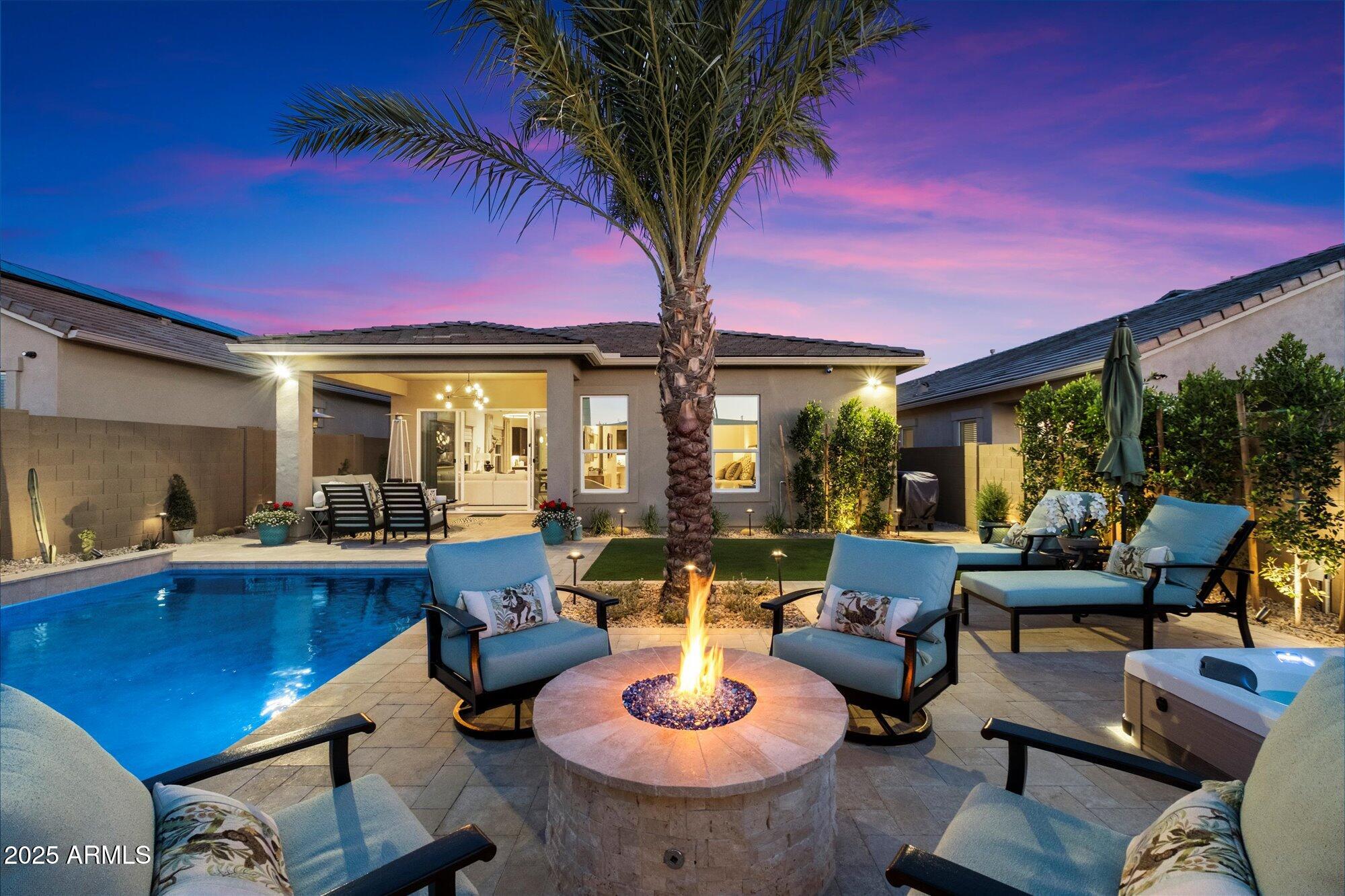 Phoenix, Arizona 85054, United States, 4 Bedrooms Bedrooms, ,2 BathroomsBathrooms,Residential,Active,95690