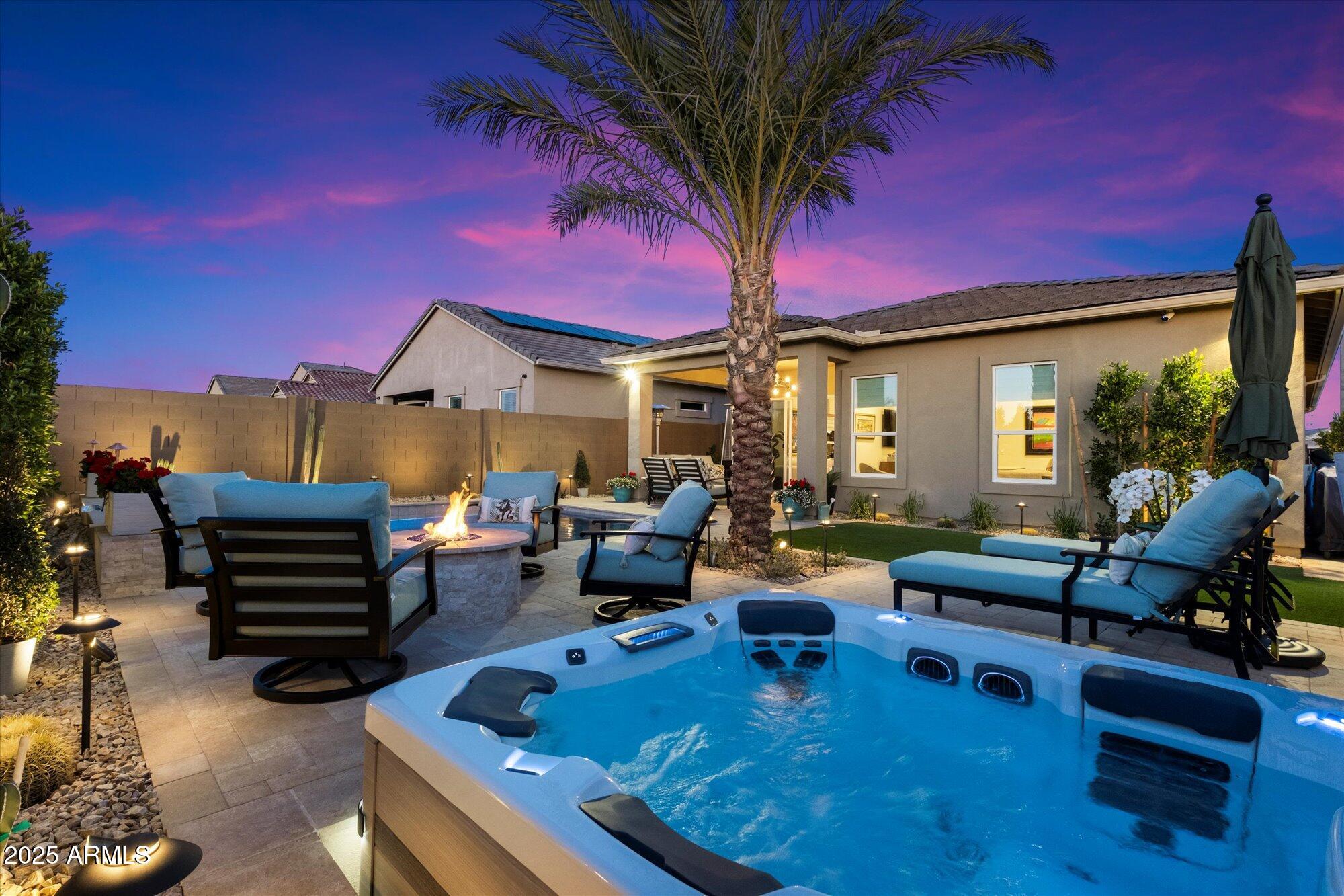 Phoenix, Arizona 85054, United States, 4 Bedrooms Bedrooms, ,2 BathroomsBathrooms,Residential,Active,95690