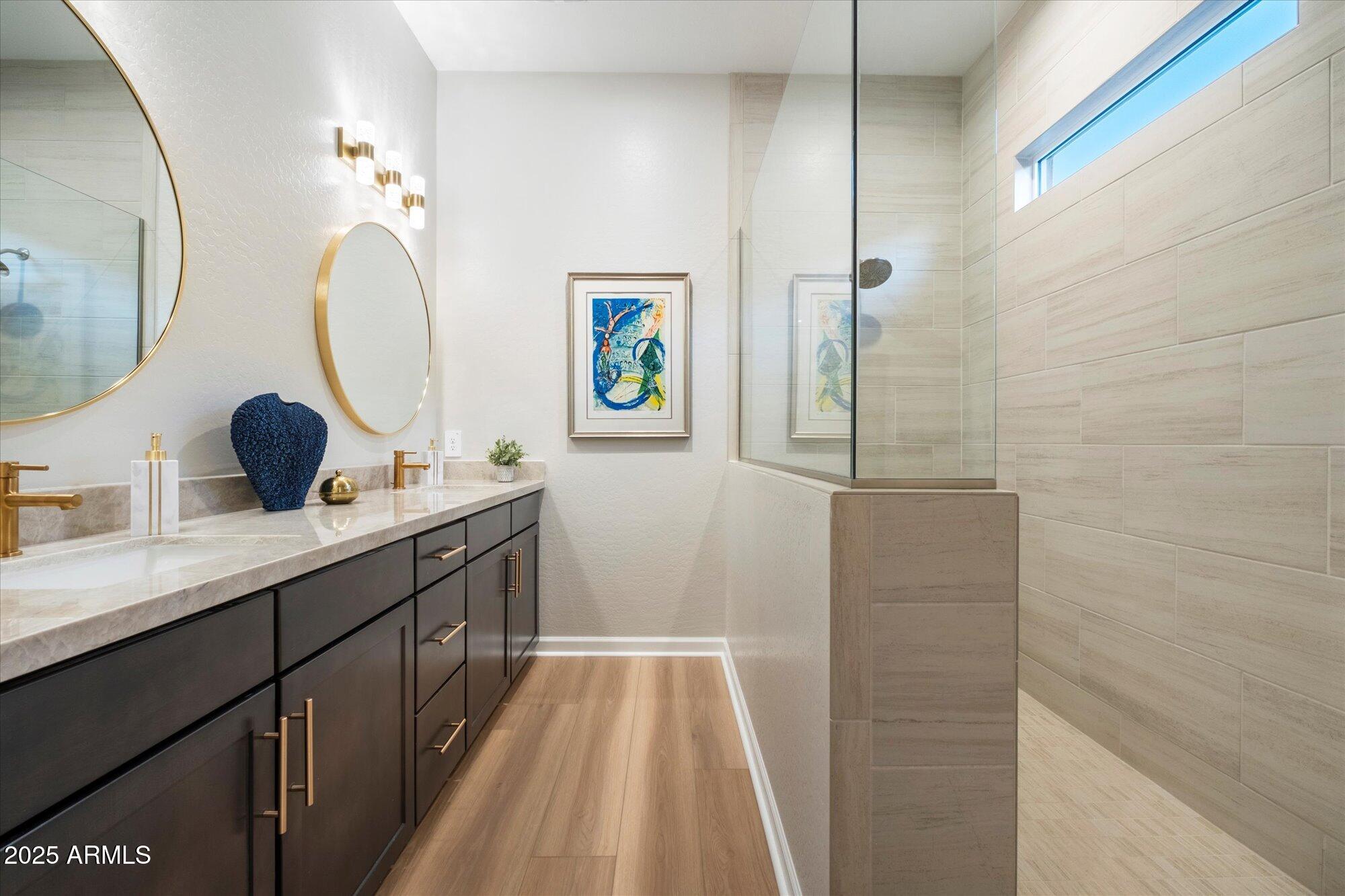 Phoenix, Arizona 85054, United States, 4 Bedrooms Bedrooms, ,2 BathroomsBathrooms,Residential,Active,95690