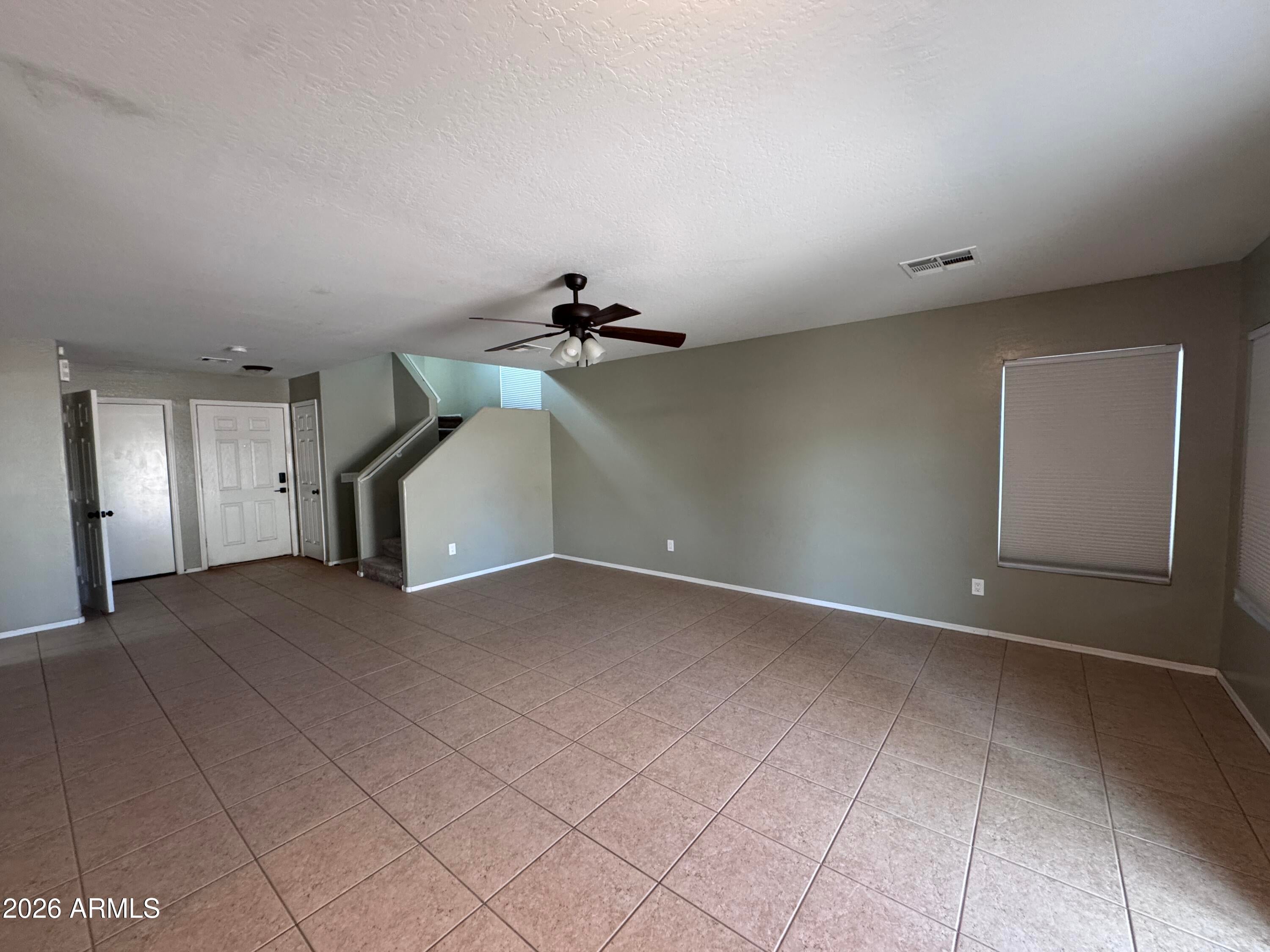 1706 W COOLIDGE Way