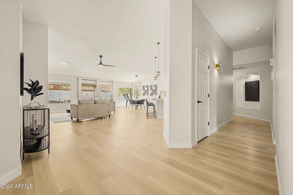 Photo of 1151 E Shannon Street, Gilbert, AZ 85295 (MLS # 7013776)