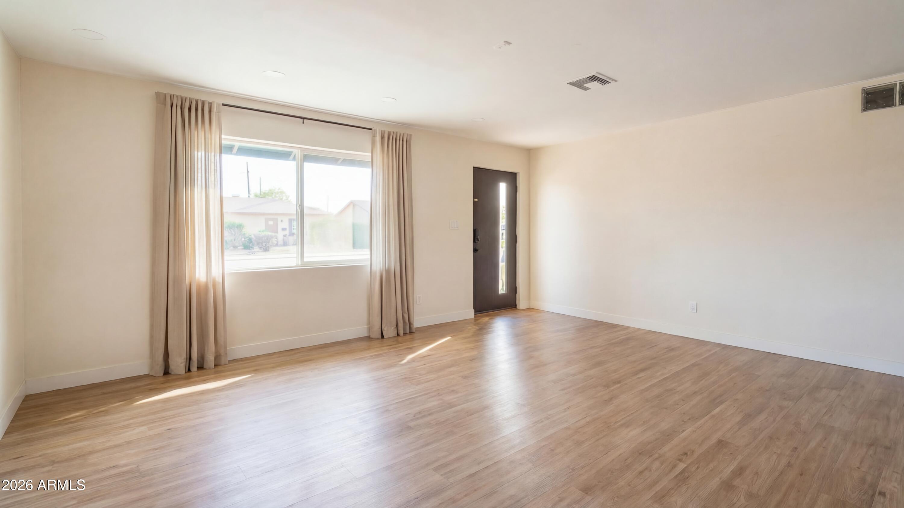 2232 W SAN MIGUEL Avenue