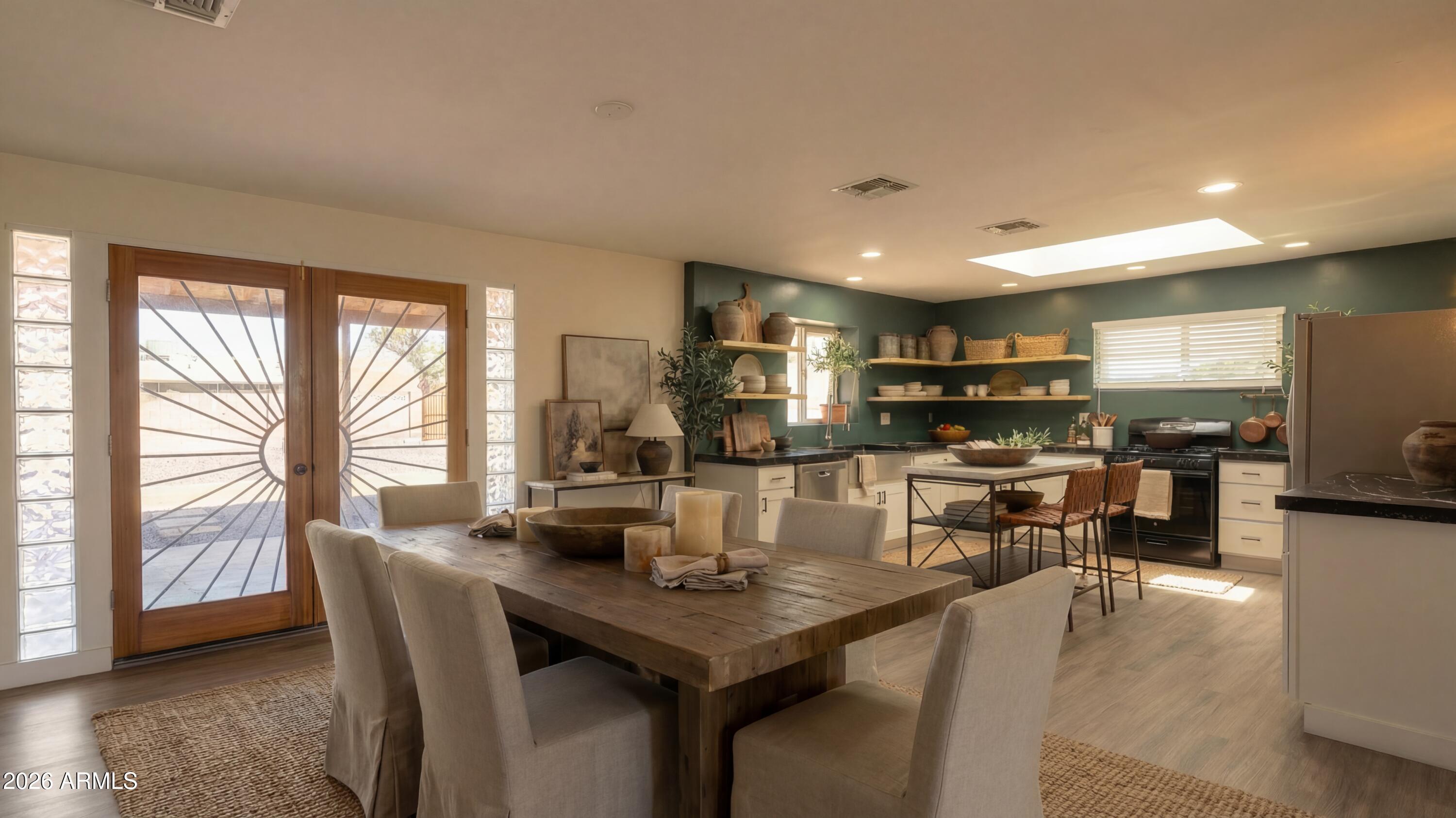 2232 W SAN MIGUEL Avenue