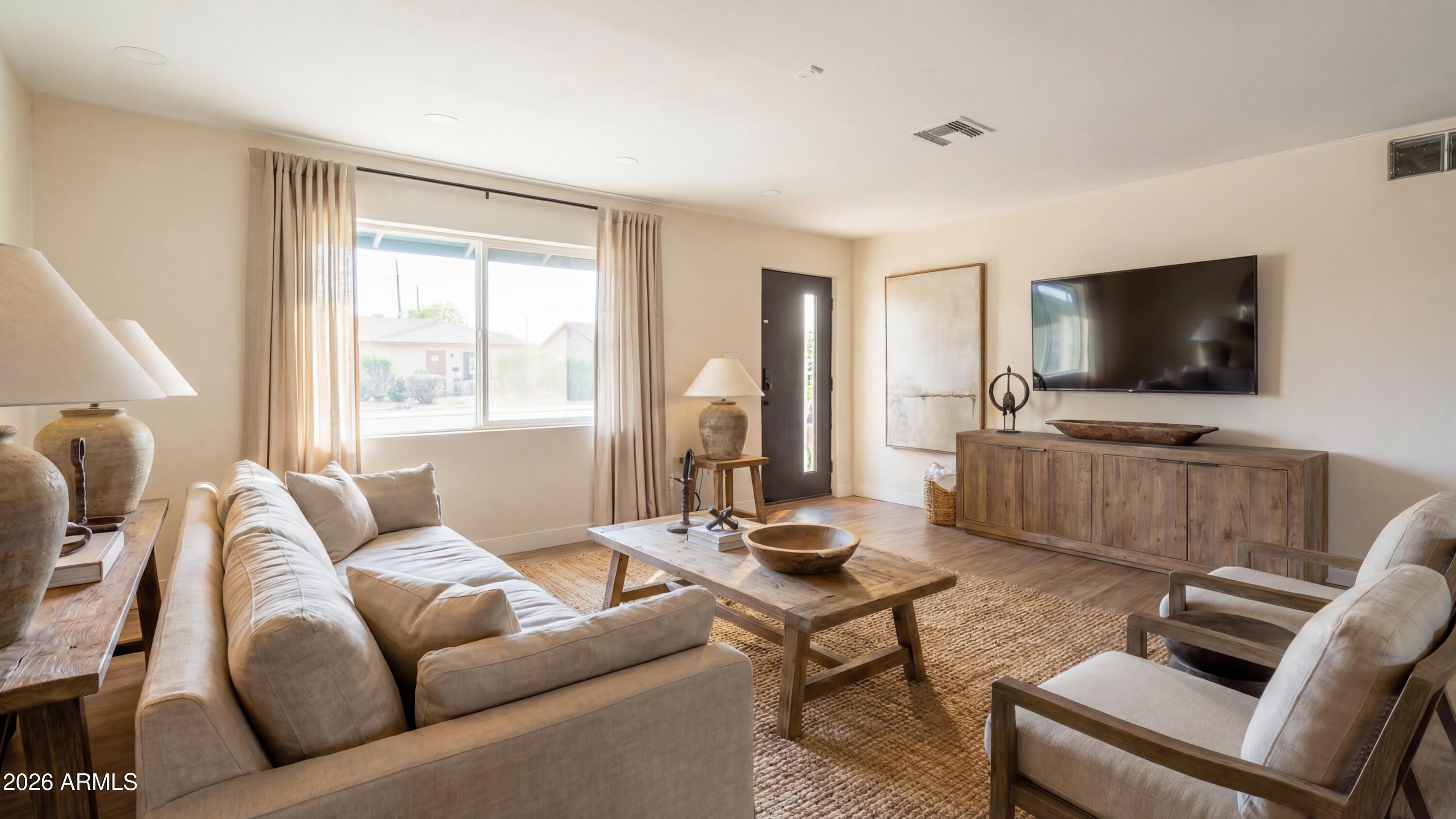 2232 W SAN MIGUEL Avenue