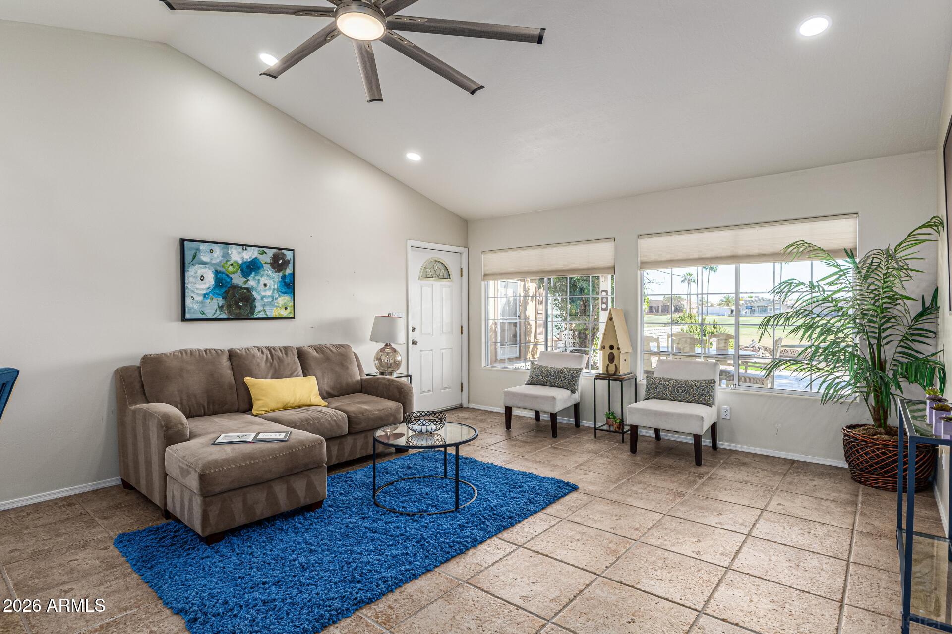 5729 E LAWNDALE Street