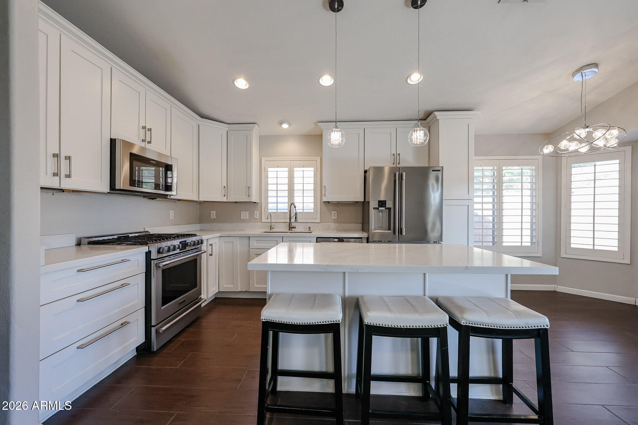 12237 W CAMBRIDGE Avenue