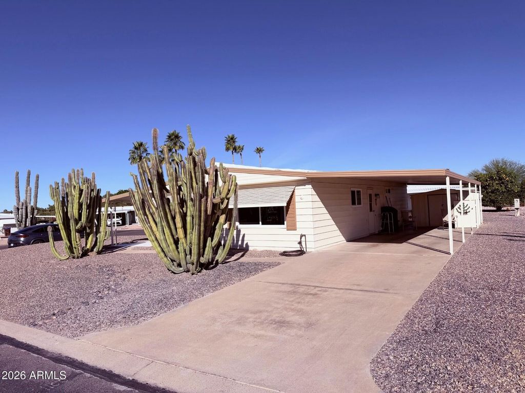 Photo of 735 S Park View Circle, Mesa, AZ 85208 (MLS # 6977867)