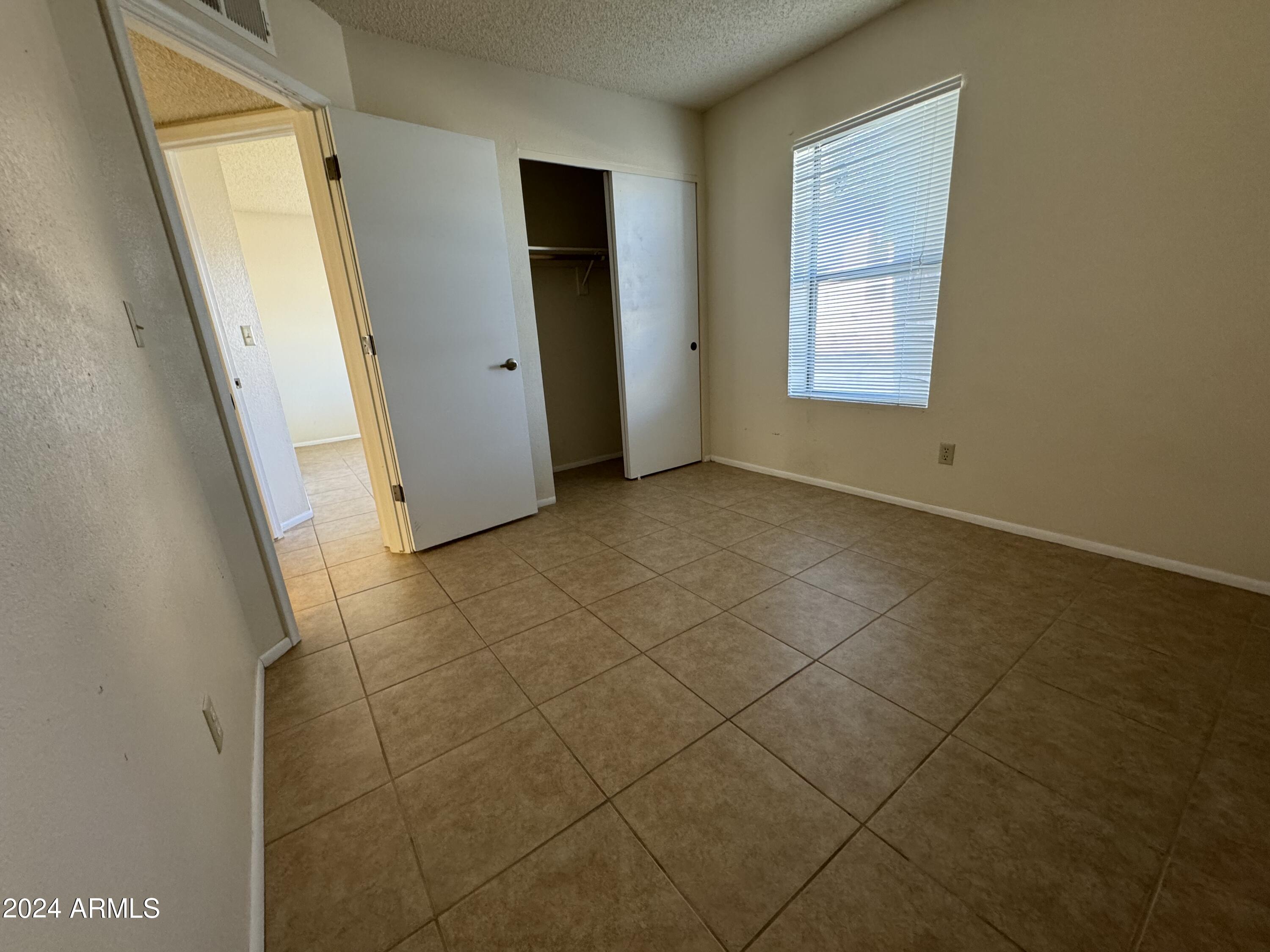 DESERT SHADOWS - Residential Lease