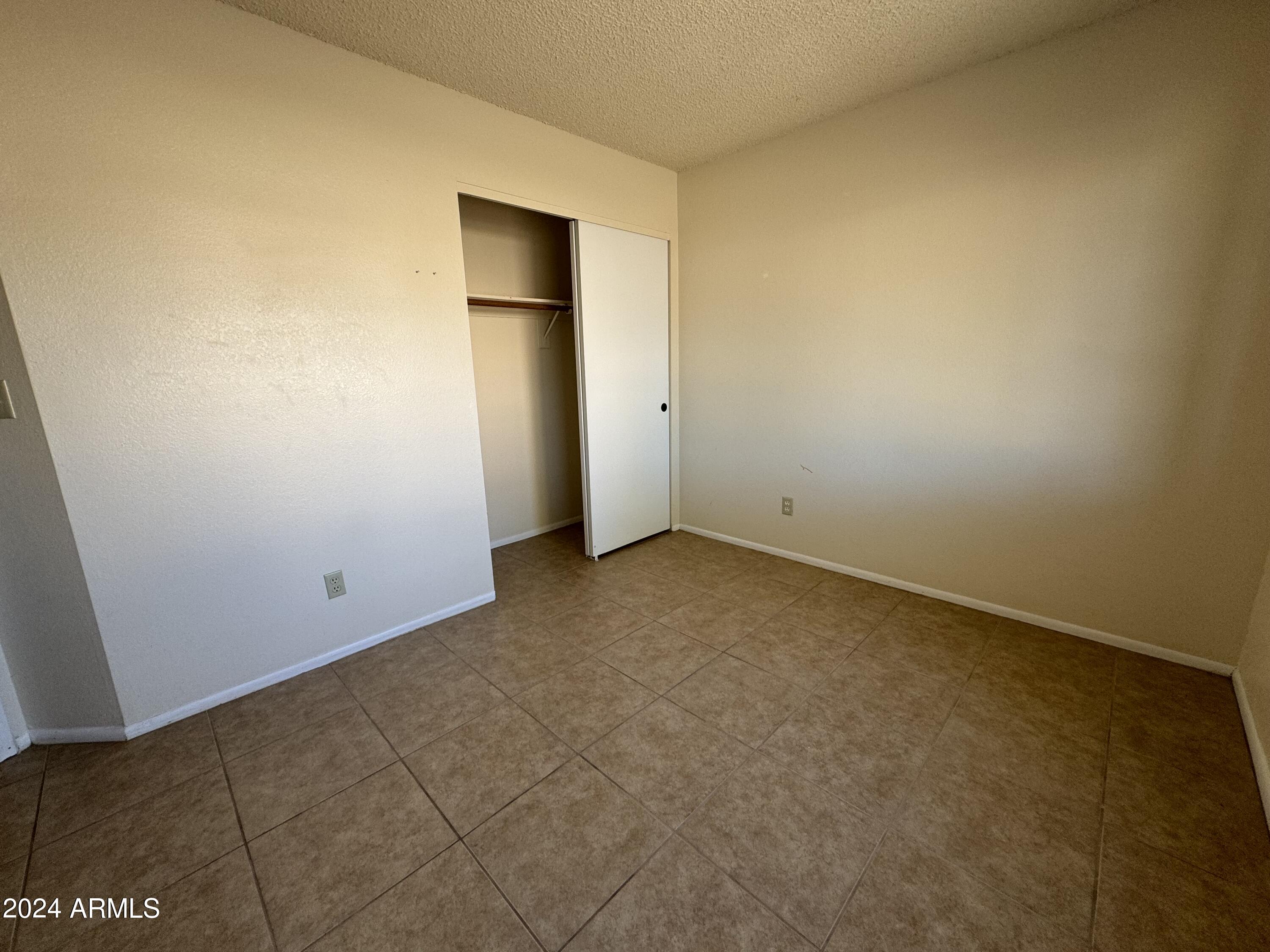 DESERT SHADOWS - Residential Lease