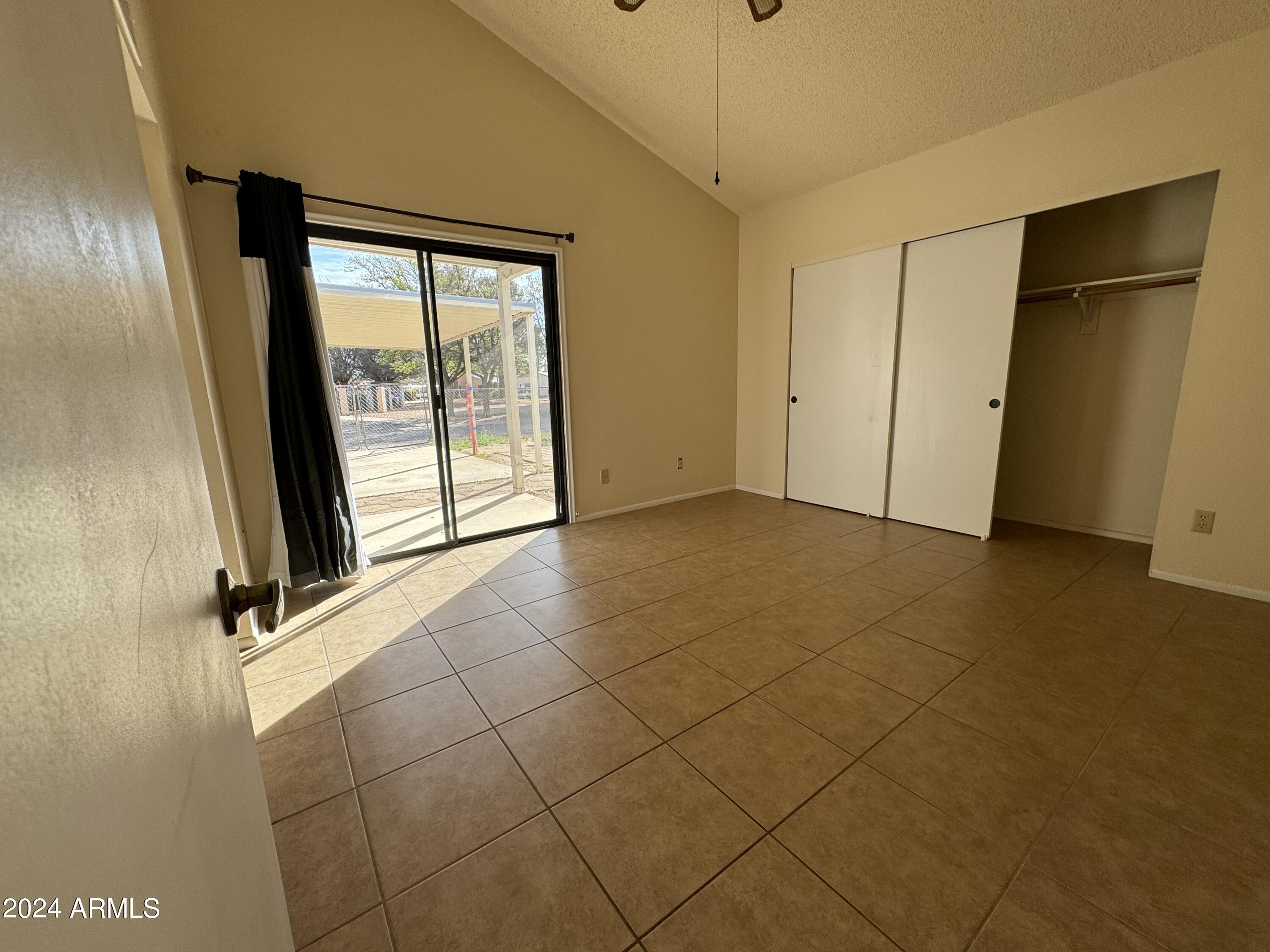 DESERT SHADOWS - Residential Lease