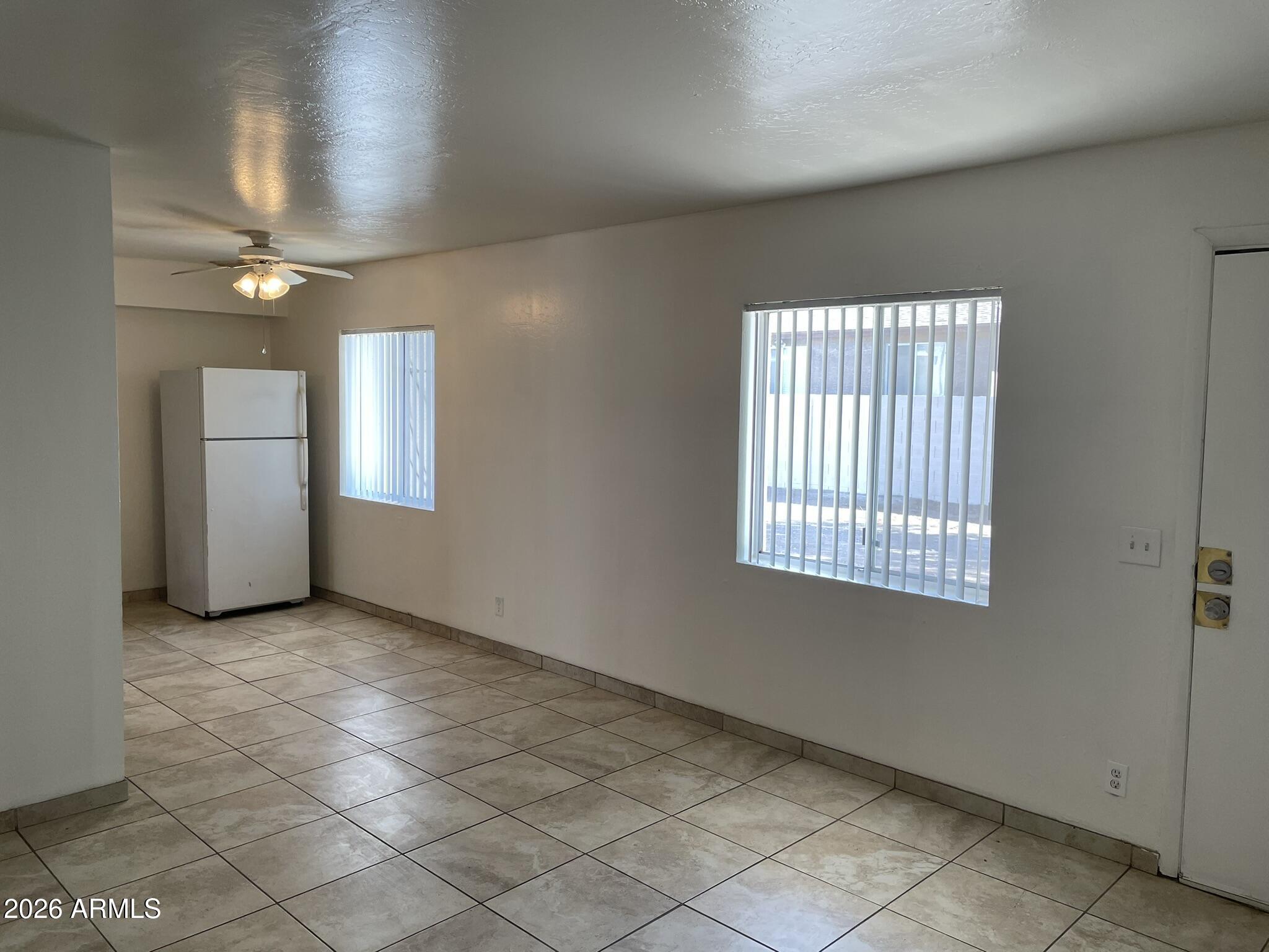 1222 E MOUNTAIN VIEW Road 106,102