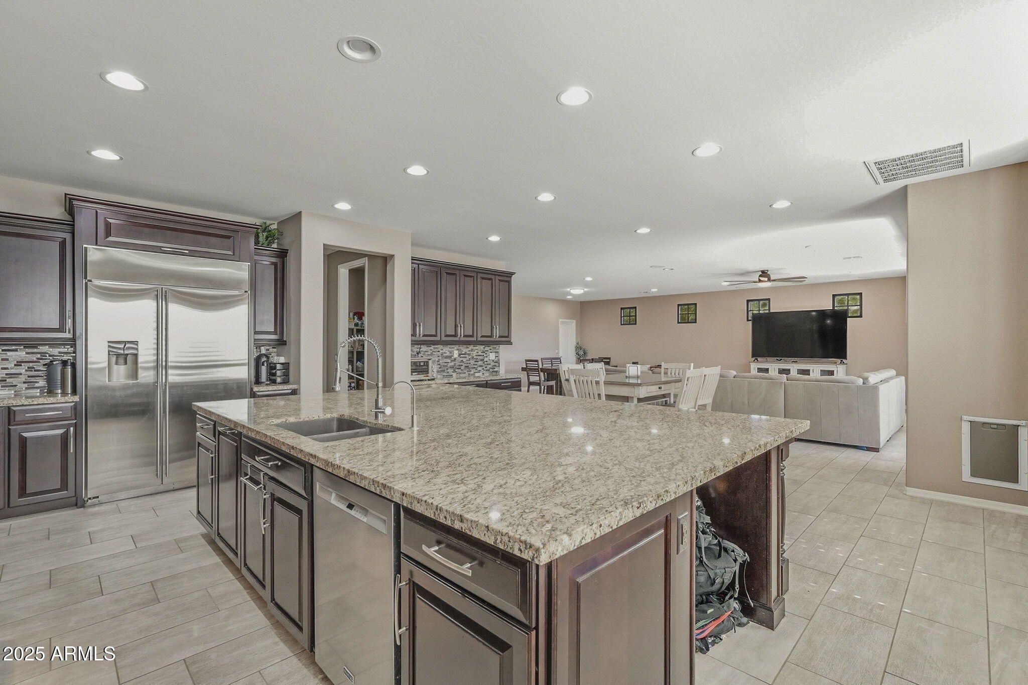 617 W CANTEBRIA Drive