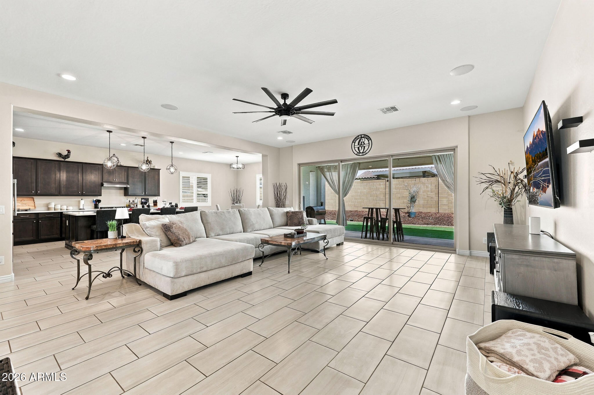 14054 W DESERT HOLLOW Drive