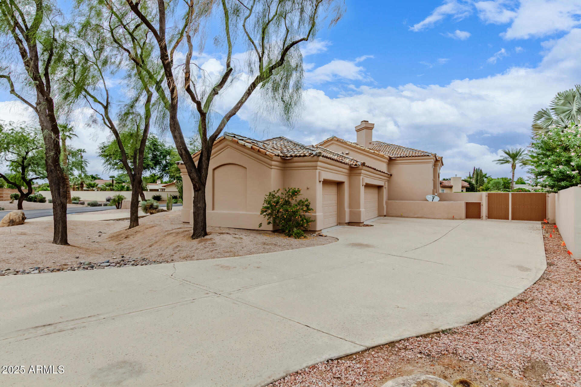 700 N DOBSON Road 11