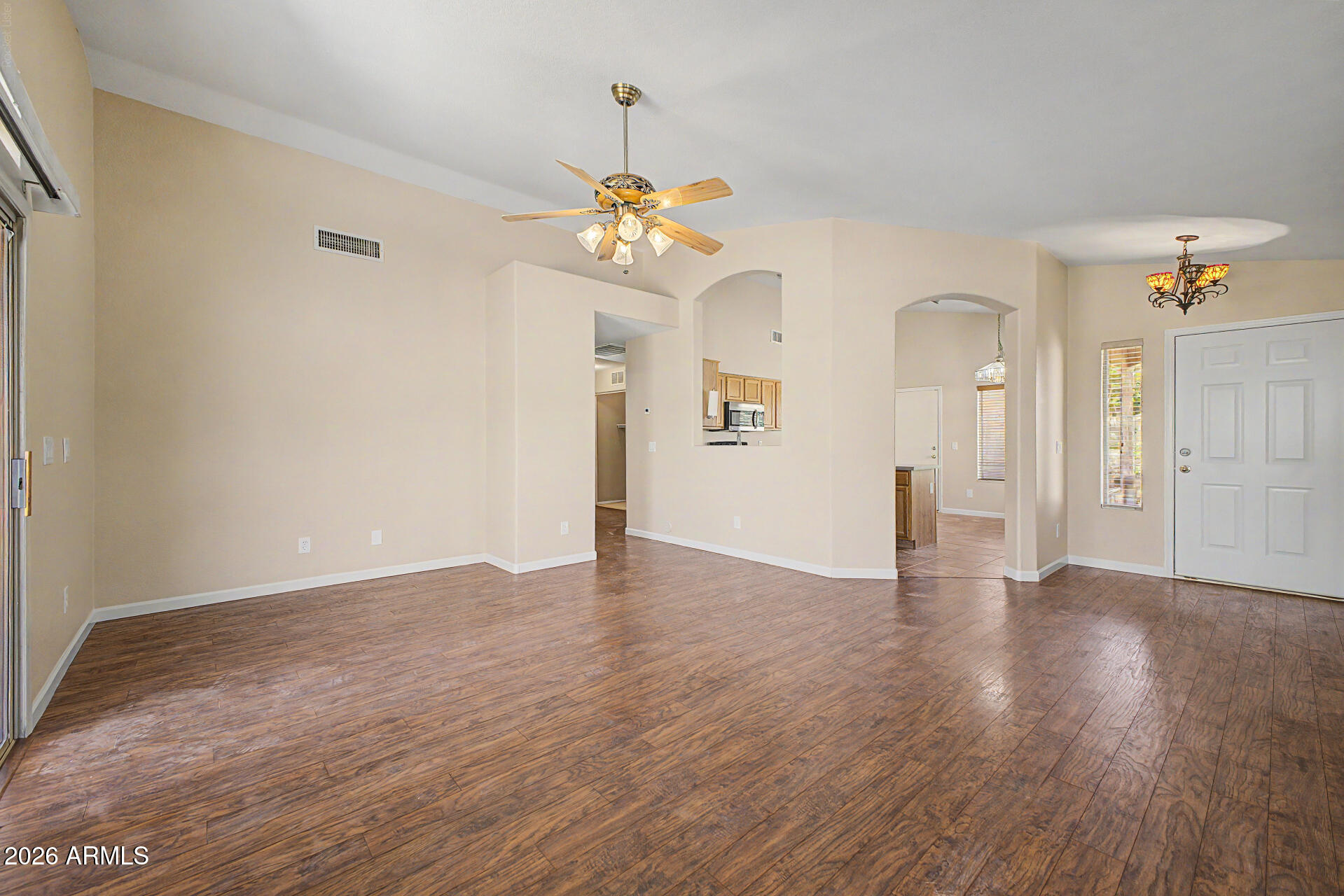 3311 E SAN ANGELO Avenue