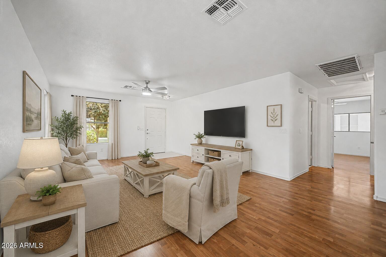 646 W JAHNS Court