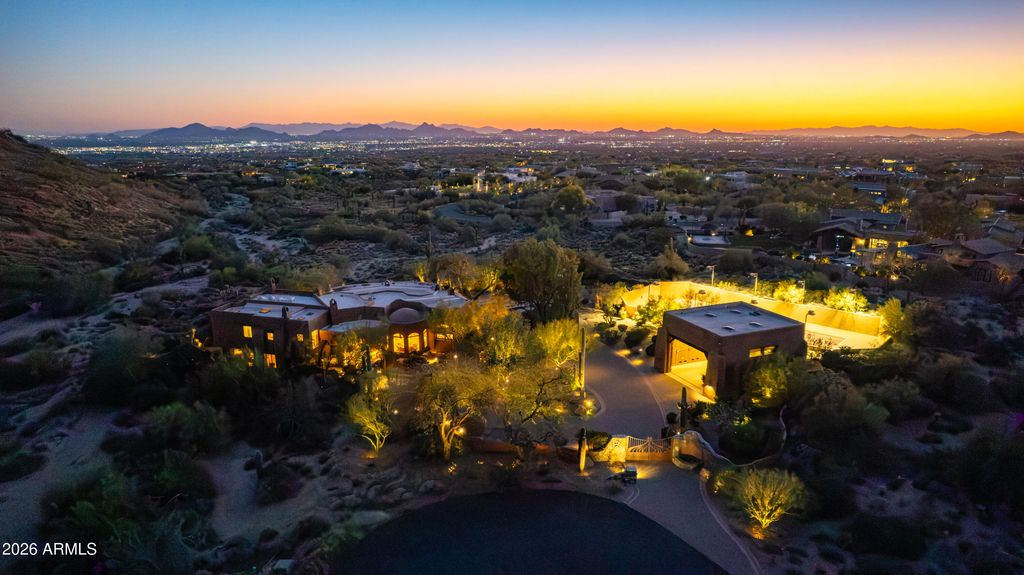 Photo of 22222 N Via Ventosa, Scottsdale, AZ 85255 (MLS # 7002745)