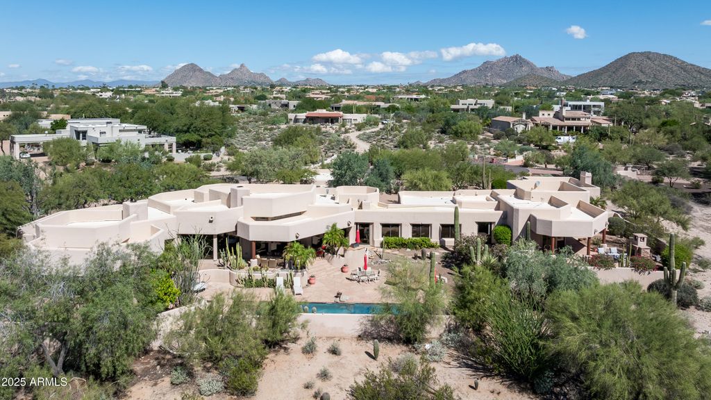 Photo of 9355 E Via Del Sol Drive, Scottsdale, AZ 85255 (MLS # 6932743)