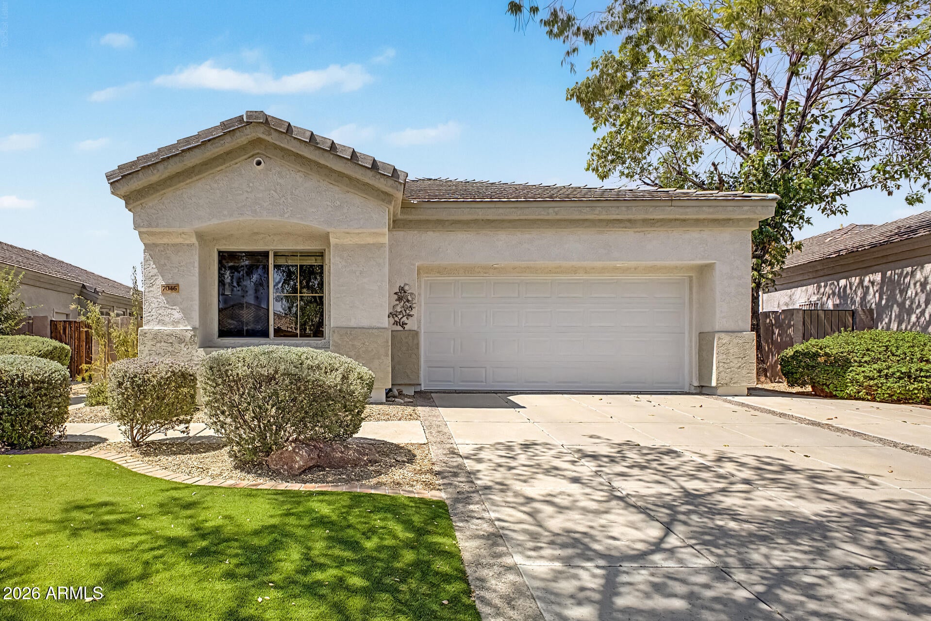 7046 W ROSE GARDEN Lane