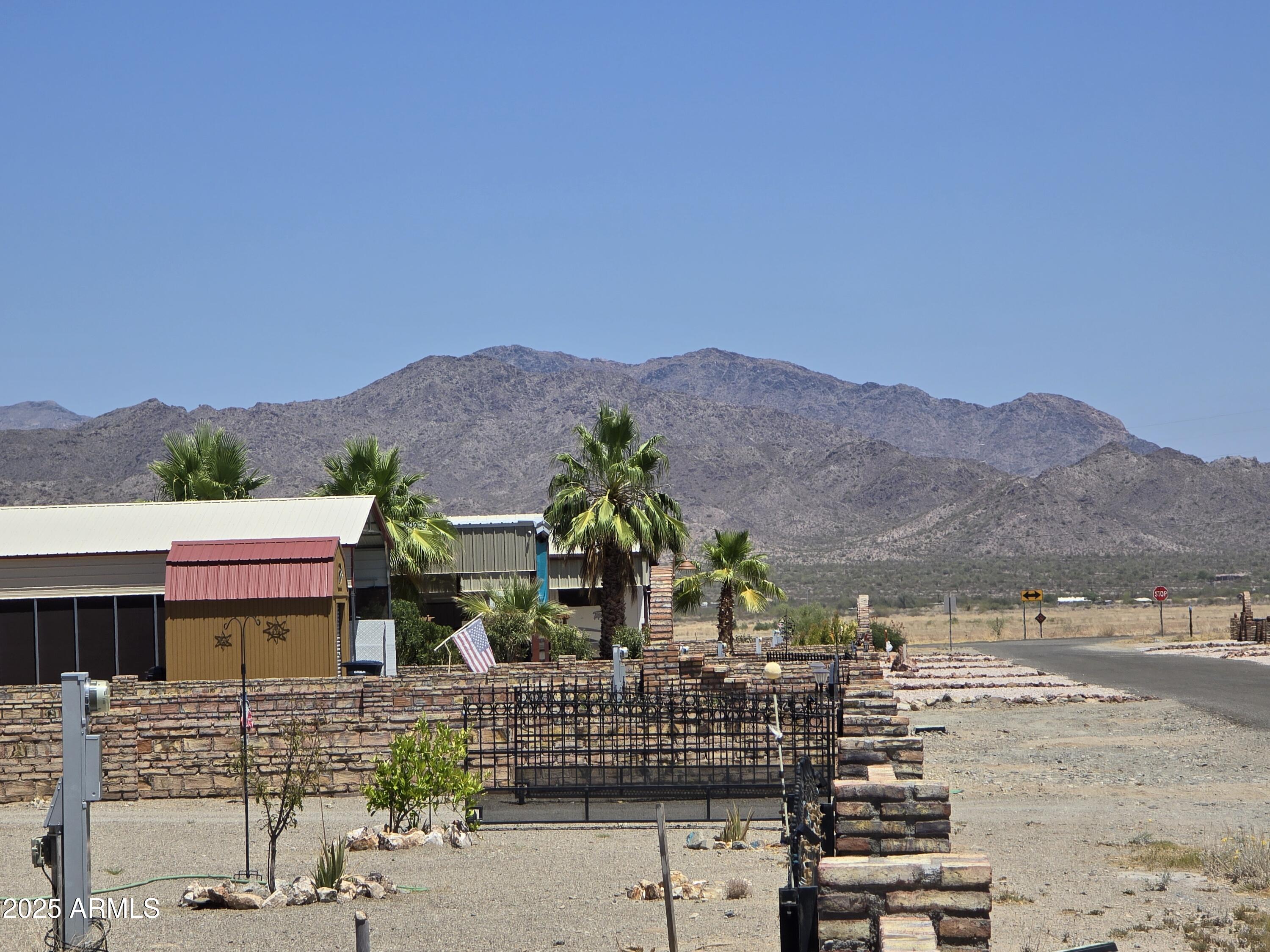 67881 Mesquite Avenue