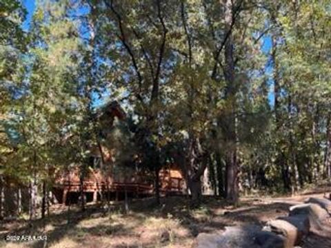 A home in Pinetop-Lakeside