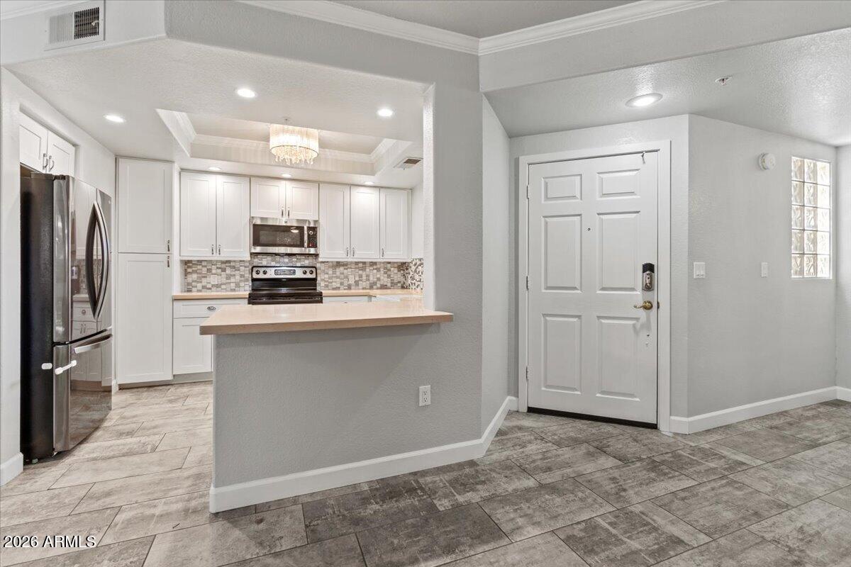 10101 N ARABIAN Trail 1044