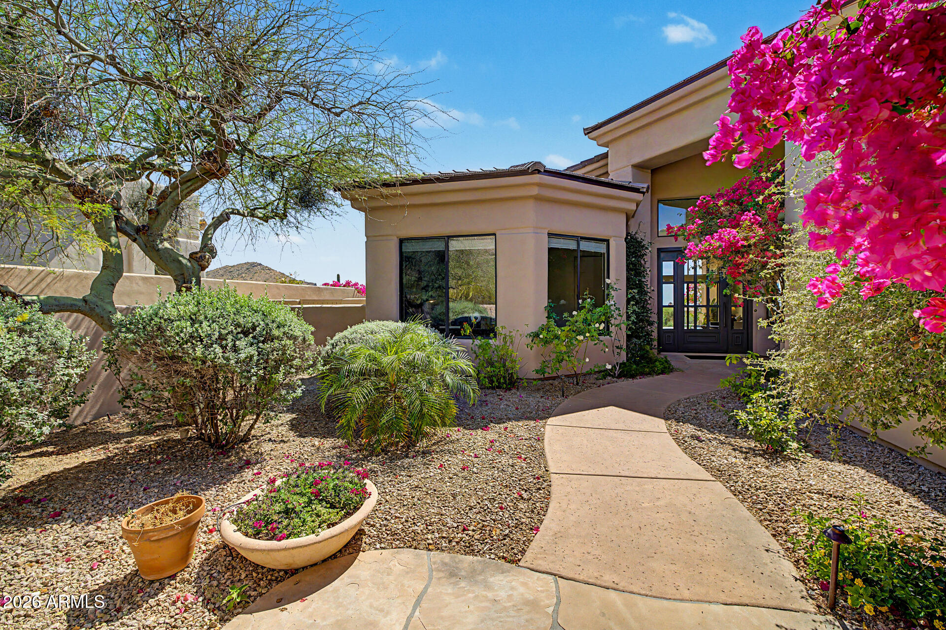 11075 E DESERT VISTA Drive