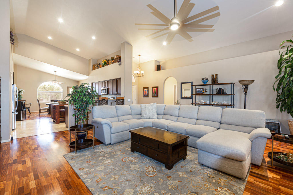 LA TERRAZA PHASE A - Residential