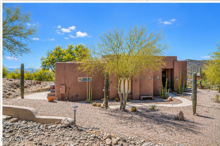 3335 W CARRIAGE Drive