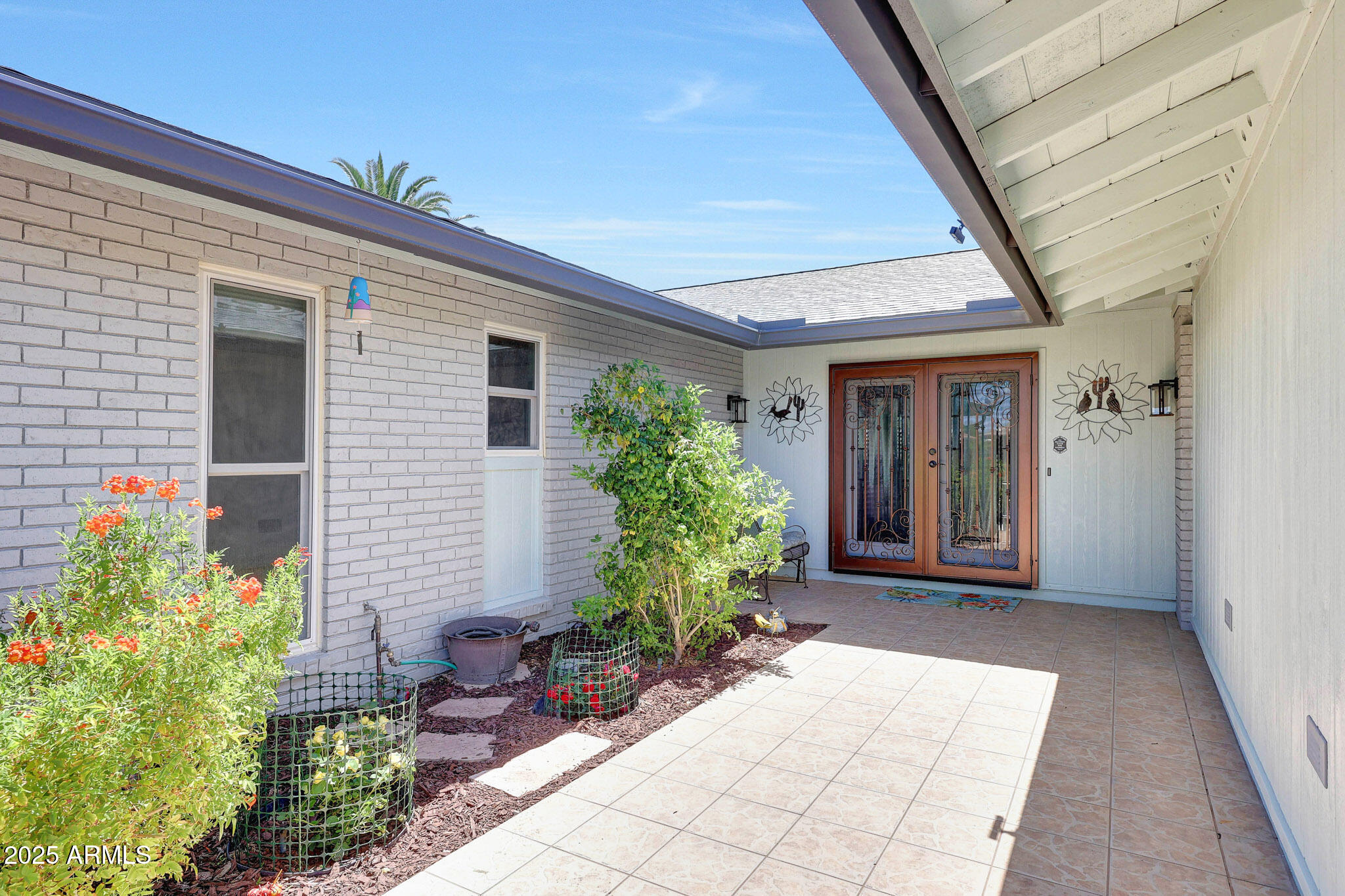 9409 W RAINTREE Drive