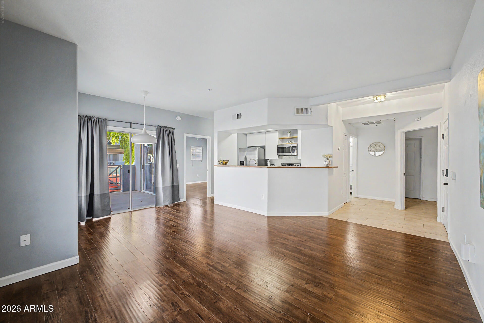 600 W GROVE Parkway 1009
