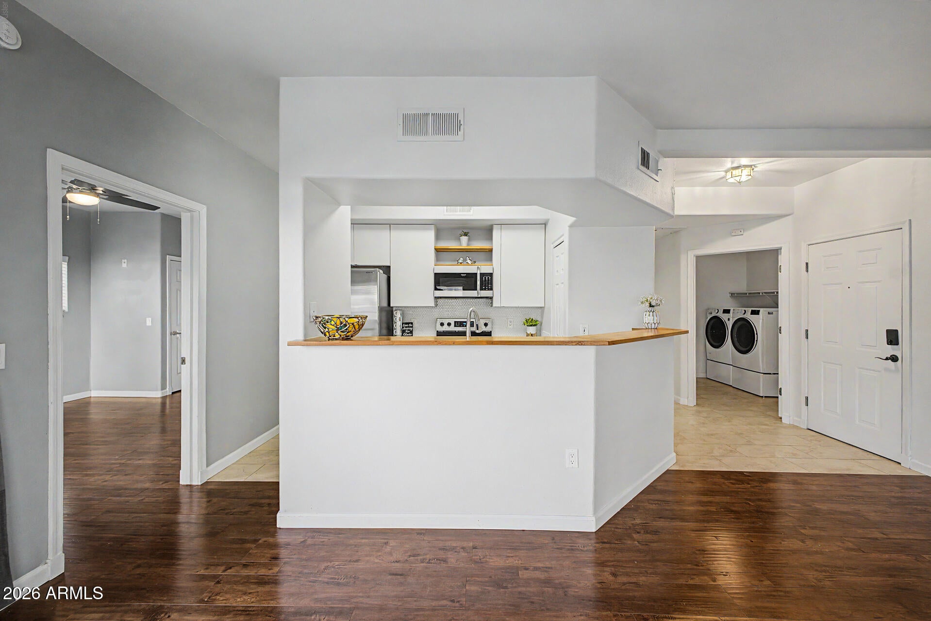 600 W GROVE Parkway 1009