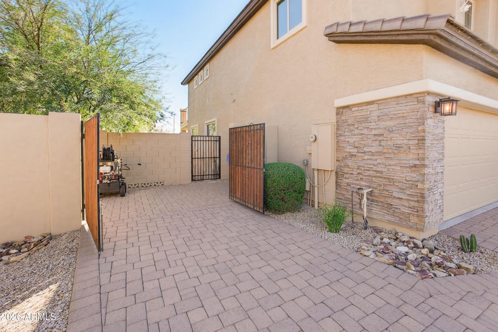 Photo of 33107 N 40th Place, Cave Creek, AZ 85331 (MLS # 6995009)