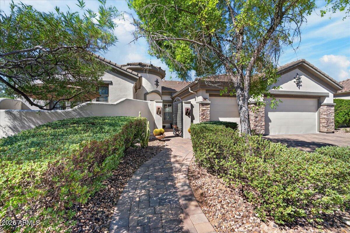 1907 W MUIRFIELD Court