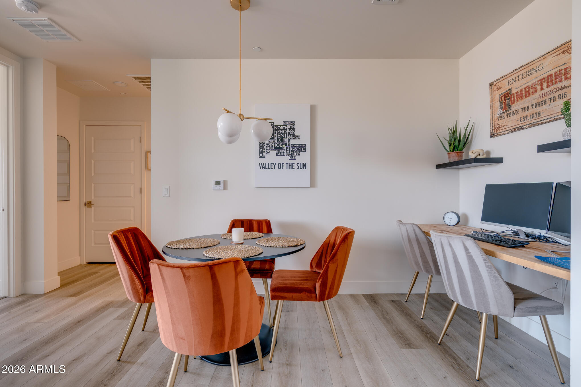 7300 E EARLL Drive 3022