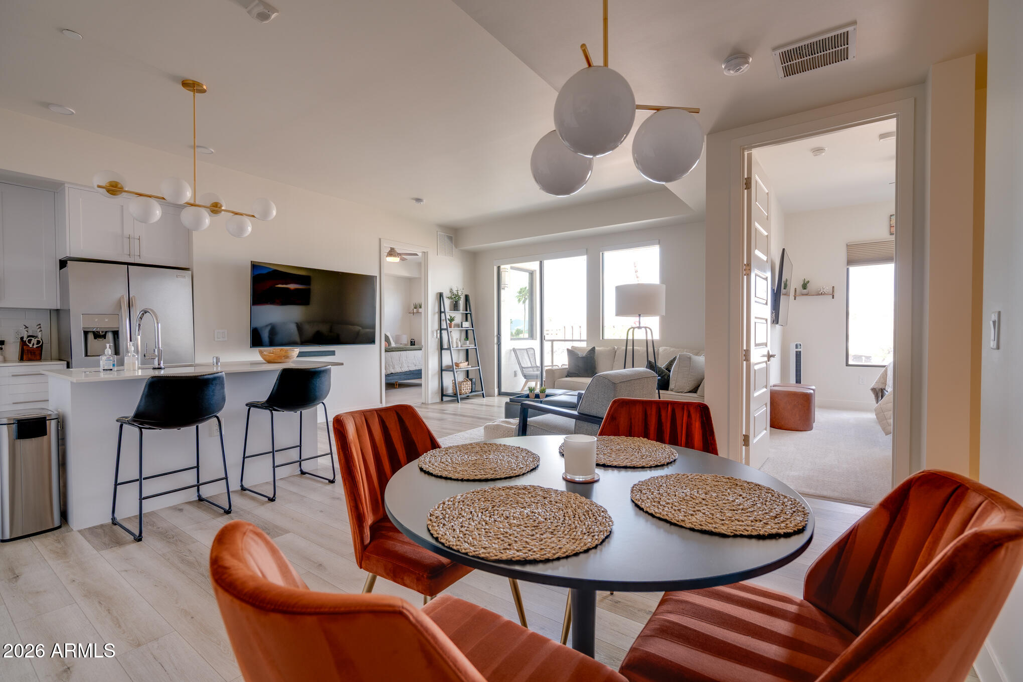 7300 E EARLL Drive 3022