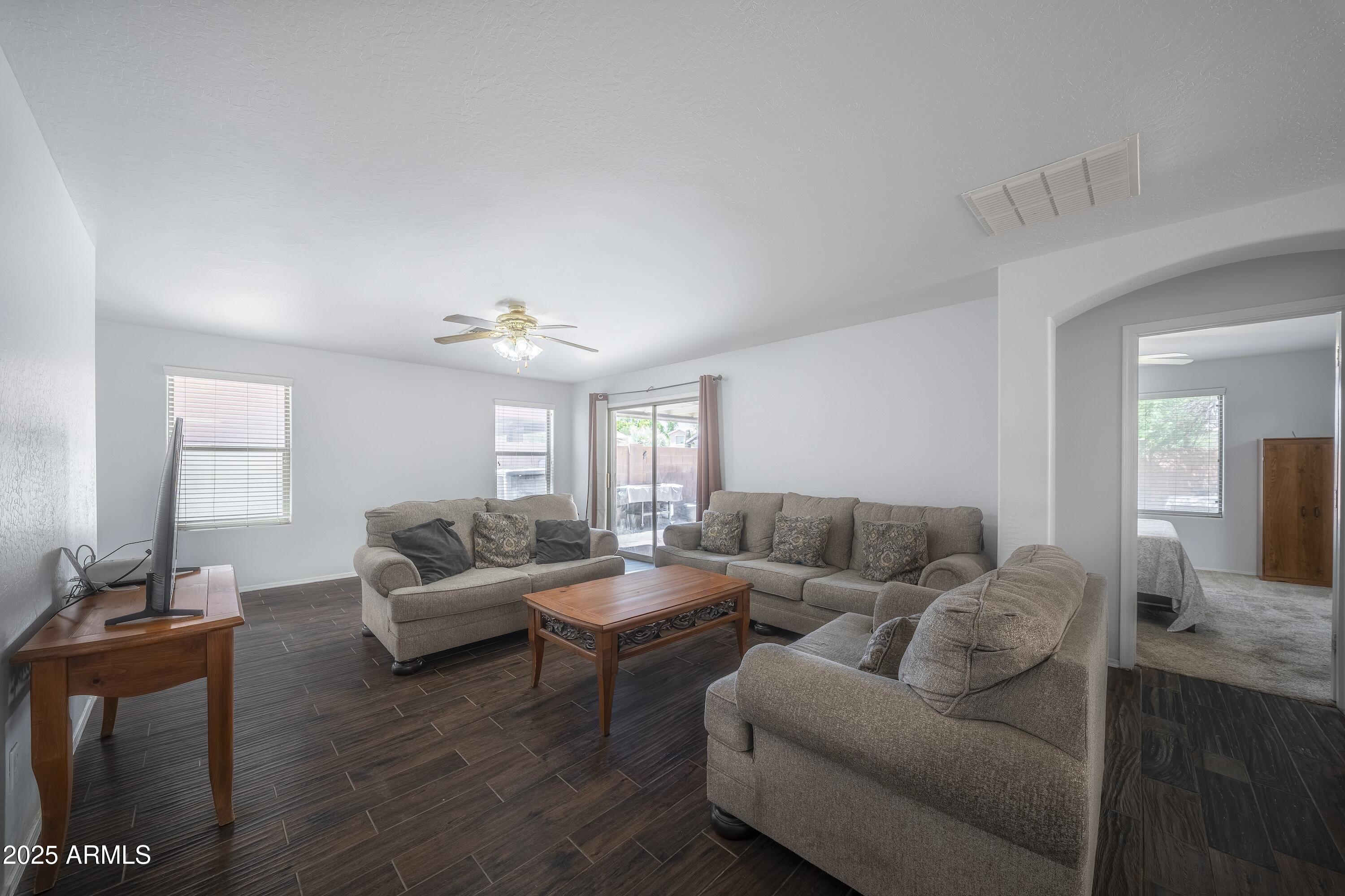 8218 W SUPERIOR Avenue